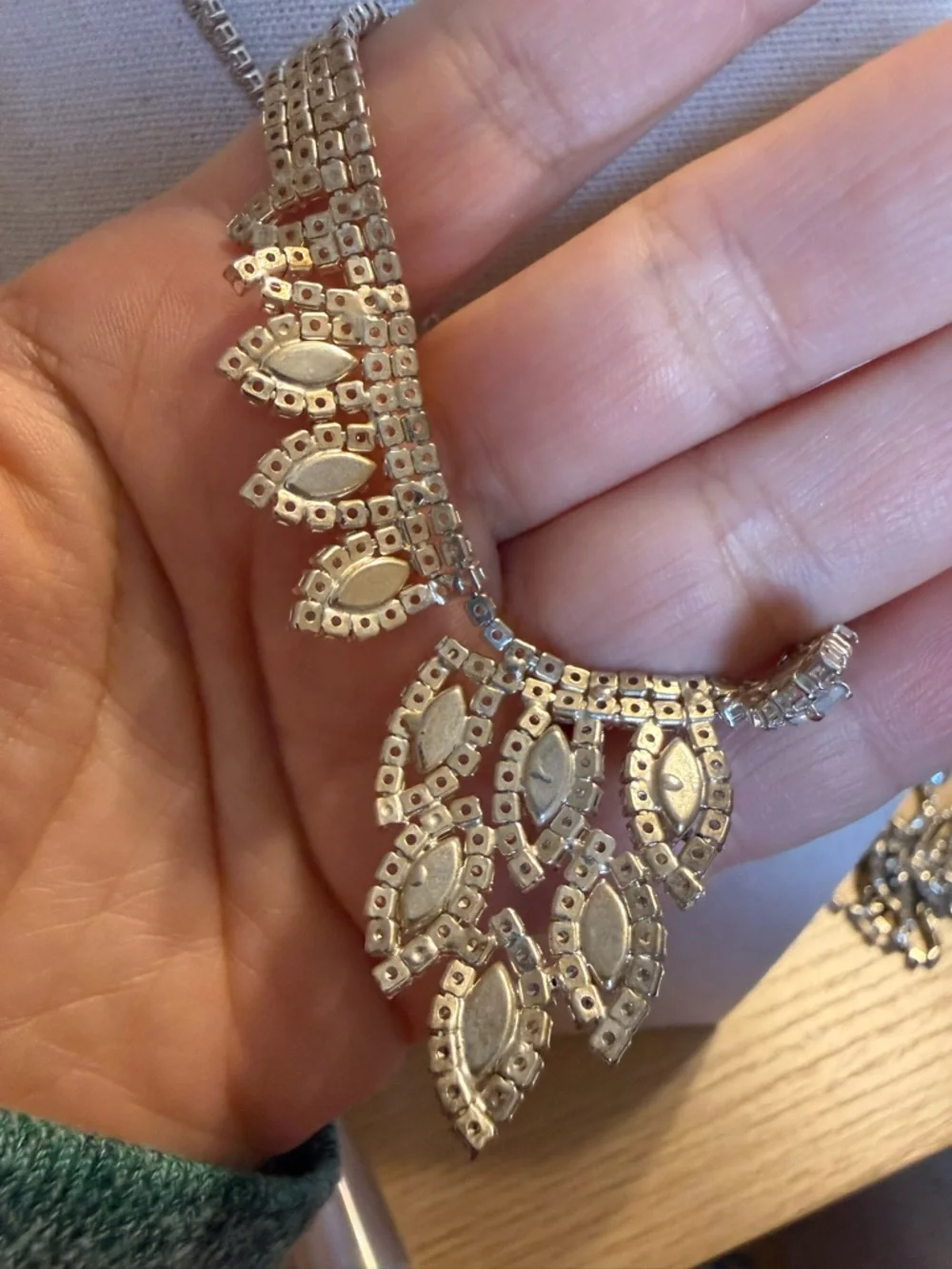 N/A elegant silver